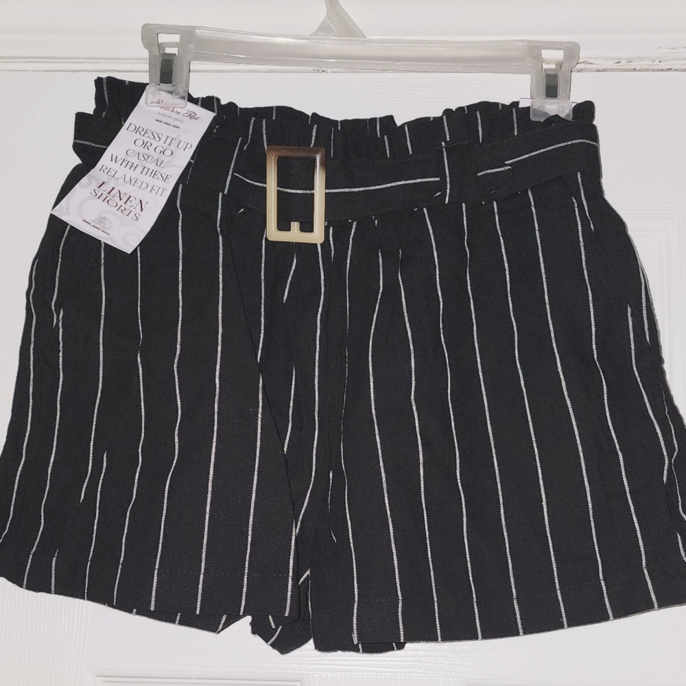 Blk Striped Linen Shorts